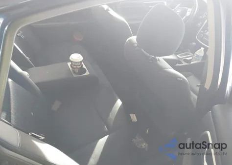 2016 Nissan Altima 2.5 z USA, uszkodzony, nr VIN 1N4AL3AP7GC269751